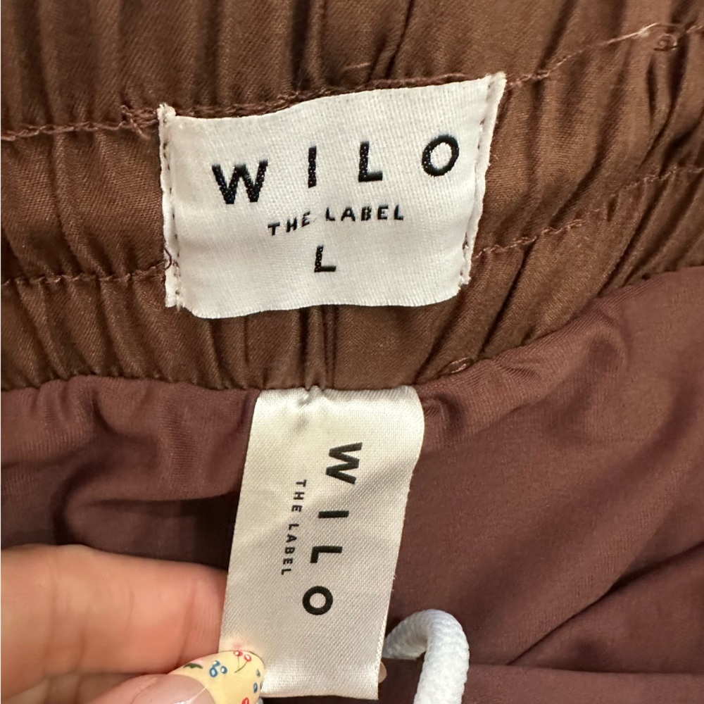 Wilo The Label 2-in-1 Running Shorts, L SEE DESCRIPTION - Picture 4 of 4